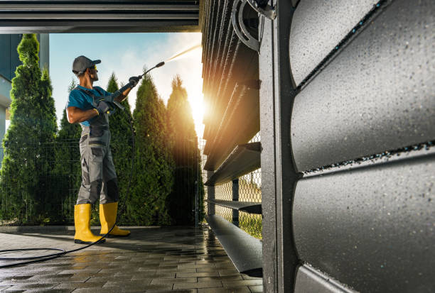 Best Animal Enclosure Cleaning  in Salem Heights, OH